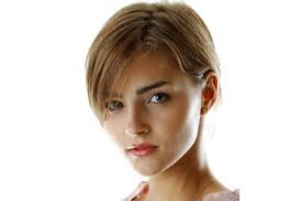 Haircuts for thin hair thin hair, with flat and limp texture that looks lifeless compared to the shiny haircuts for thin hair tutorials with incredible simplicity. Fine Hair Don T Care With These 50 Fabulous Bob Haircuts Hair Motive Hair Motive
