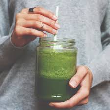 Naturellement L Y L A On Instagram Green Smoothie Anti Acne Les Smoothies Verts Sont Tres Efficaces Contre L Acn Smoothie Vert Alimentation Anti Acne Acne