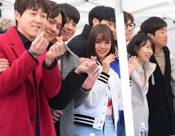 Hyeri daha sonra şöyle devam etti How Reply 1988 Couple Hyeri And Ryu Jun Yeol Show Love To Each Other Before Dating News