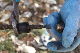 A damaged washer assembly unit can mean the pipe is not connected to the water correctly, and some is leaking out. Frost Free Yard Hydrant Repair