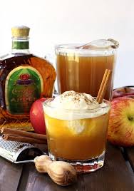 Whisky Apple Pie Float Mantitlement Apple Drinks Recipes Royal Recipe Cocktail Desserts