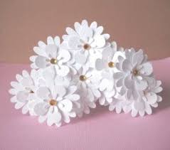 Wooden frame + artificial flower photo frame: 130 Paper Flowers Ideas Paper Flowers Diy Flowers Flower Crafts