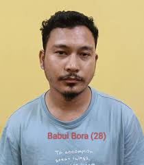 A WGPD team from Jalukbari OP. arrested 2 chain snatchers