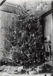 This Christmas Tree Was Photographed Circa 1885 It Is Decorated With Angel Hair Which Was Inve Vintage Christmas Decorations Christmas Past Vintage Christmas