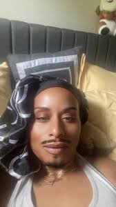 Owen Henderson's Instagram, Twitter & Facebook