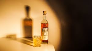 Light beer 110 calories, red wine 125 calories and the classic spirits i.e. Calories In Whiskey Best Way To Calculate Before You Drink