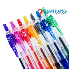 The first pen i used had consistent ink flow and i practically used it all up, that's the first time i've ever done that. M G R3 R5 Gel Pen 0 5mm 0 7mm 7 Colour Available Shopee Malaysia