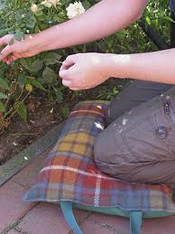 Maybe you would like to learn more about one of these? Garten Kniekissen