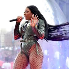 Under her mother's organization association, pretty time entertainment management, the texas neighborhood began to obtain notoriety to … Megan Thee Stallion Premieres New Song On Tiny Desk Performance Revolt