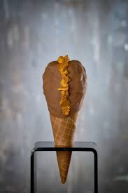 The honeycomb creates a delicious, rich caramel taste with a light crunchy texture. Hokey Pokey Ice Cream Giapo Ice Cream