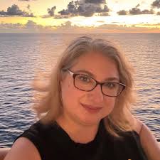 Join excursion along Sacandaga shore