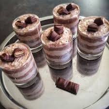 Kinder Bueno Mousse Ein Traum Fur Alle Die Gern Suss Essen Und Kinder Buenos Lieben Ganz S Dessert Rezepte Einfach Einfacher Nachtisch Dessert Rezepte Schnell
