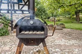 Brot Backen Im Merklinger Mit Brotsommelier Steffan Leonhardt Modell Merklinger Rebell Aus Corten Stahl Brot Backen Holzbackofen Backen