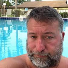 Who can recommend a licensed electrician in Herington, Kansas to move a  meter box and install grounding rods?