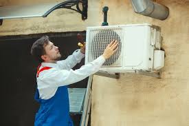 Air Conditioner Repair Images - Free Download on Freepik