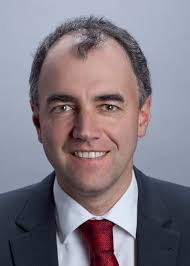 Enseignant, député valaisan au conseil national. Christophe Darbellay Wikipedia