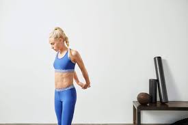 But you are gonna twist, try to look straight ahead so you are not kind of. Russian Twist The Move That Will Burn And Sculpt Your Abs Popsugar Fitness