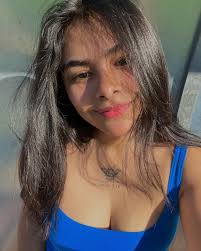 𝒰𝓃𝒶 𝓋𝒾𝓇𝑔𝑜 𝓁𝑜𝒸𝒶 🪬 (@misleyyy_)