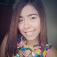 Carol Uribe's Instagram, Twitter & Facebook