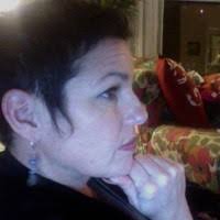 4400+ perfiles de «Janine And»