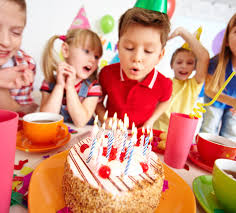 Birthday Cake With Photo Frame For Kids Group Of Adorable Kids Looking At Birthday Cake With Candles Cute Boy Blowing Birthday Party Photography Birthday Candle Photography Blowing Candles Birthday