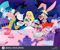 Hase kann absolut jede pose nehmen, wie im inneren des hasen ist ein massiver drahtrahmen. Hutmacher Alice Im Wunderland Stockfotos Und Bilder Kaufen Alamy