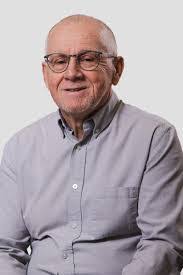 Aaron Cossette's Instagram, Twitter & Facebook