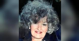 Betty Thibodeaux's Instagram, Twitter & Facebook