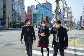 이렇게 계속 황사 바람이 분다고 해요? ì½œë¡ì½œë¡ í™©ì‚¬ ë¯¸ì„¸ë¨¼ì§€ í˜¸í¡ê¸°ë¥¼ ì§€ì¼œë¼
