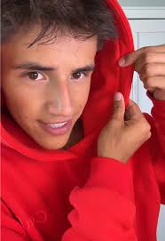 6'2” Guy Who Wears A Large Nhl Hoodie