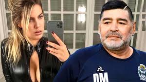 Yıllar önce diego maradona ile birlikte olduğu iddia edilen futbolcu mauro icardi'nin karısı arjantinli model wanda nara'nın aşkı 12 yıl sonra yeniden alevlendi. Confession After 2 Years From The Famous Actress Mirtha Legrand Maradona And Wanda Nara Had Sexual Intercourse In The Hotel Until Morning