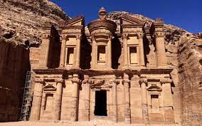 Πωσ να γινεισ επιτυχημενη αεροσυνοδοσ σε 5 βηματα. H Iordania Opws Thn Ezhsa Clickatlife