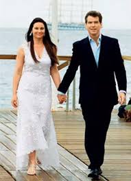 Nach zehn gemeinsamen jahren gehen sie ab. The 12 Most Expensive Celebrity Wedding Gowns Of All Time Celebrity Wedding Gowns Celebrity Wedding Dresses Celebrity Weddings