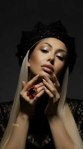 Я считаю что трек не пхох😉 музыка создана пр помощи AI How do you like my  song created with the help of AI? Midnight plays her serenade. But in the  rhythm so