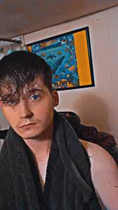 I'm single and 20 from Pennsylvania. My Snapchat is; bshuffy1 hmu I also  like to ft lol Yes I'm straight I'm looking for females