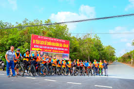 Lại kiến nghị thả nổi giá xăng dầu theo thị trường. HÆ¡n Cáº£ Má»™t Chuyáº¿n Ä'i Petrolimex Táº­p Ä'oan XÄƒng Dáº§u Viá»‡t Nam