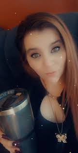 How about we all take a little time out of our day to wish our favorite  coffee company a very happy Valentine's Day! We always say it to our  spouses and kids