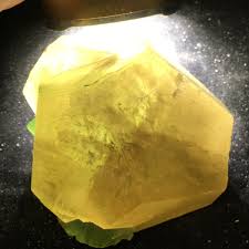 Image result for Calcite Yellow 2016 Mercedes