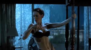 Jamie Lee Curtis Striptease in HD - XVIDEOS.COM