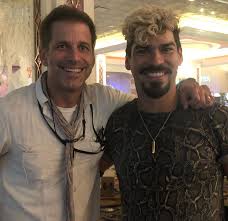 Army of the dead is said to be a spiritual successor to dawn of the dead and centers on a group of mercenaries as they plot a heist on a las vegas casino during a zombie outbreak. My New Plaid Pants Pic Of The Day