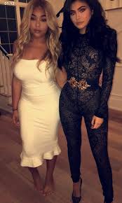 Imagen De Kylie Jenner Girl And Jordyn Woods Kylie Jenner Outfits Jenner Outfits Fashion