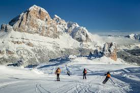 Live view of cortina d 'ampezzo. Cortina D Ampezzo Best Of The Alps