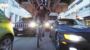 A documentary about bike messengers in brussels, the most congested city in europe with only 4% cycling traffic. Nico Vs Taxi Bike Messenger Races Taxi Across Chicago Youtube
