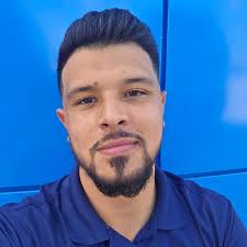 Is the Insta 360 x4 supposed to ruin pictures when used with a waterproof  case?