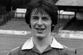 Danny Skinner, one of the " old uns " lost the feeling in right side after  a heart attack but played bowls with his left hand, also Micky Collett and  Shiela his