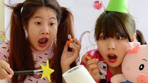 Real food fight in truck victoria & annabelle freak out toy freaks family. Bad Baby Victoria Annabelle Giant Ice Cream Challenge Toy Freaks Family Co Hinh áº£nh