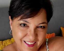 Shenna Williams's Instagram, Twitter & Facebook