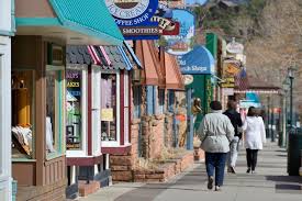 Choose To Patronize Local Small Business Entrepreneurs Small Business Entrepreneur Entrepreneur Local Jobs