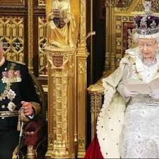 A través de un comunicado, en la cuenta de twitter de la familia real, la reina isabel ii anunció con profundo dolor que su amado esposo, su alteza real el príncipe felipe, duque de edimburgo, había. La Reina Isabel Ii No Planea Ceder El Trono A Su Hijo Carlos
