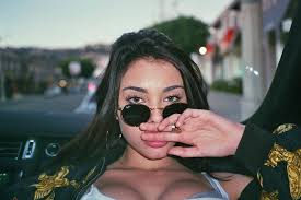 Born to a jewish family in new york, she began posting covers to youtube in early 2012. Madison Beer Idol